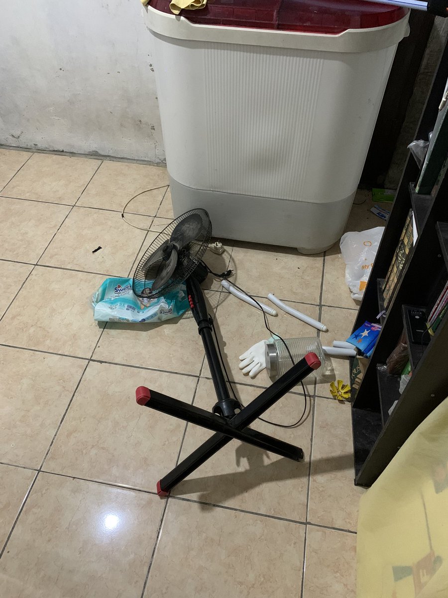 rizkasttt's tweet photo. @salpriadi_ #WTS
mesin cuci Sharp 2 tabung kapasitas 10kg
Putaran aman
COD Cikarang💃🏻 https://t.co/pfC9L45TTL
