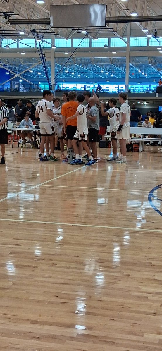Rockford will be a Michigan Division 1 state championship contender. Talented, disciplined, and extremely well coached. This group has all the pieces to make a deep run. #MWLiveBoys2K25
 @mhsaa <a href="/ohioBKcoaches/">OHSBCA</a>