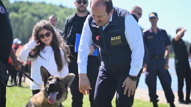hayratsar's tweet photo. Hayrat Arama Kurtarma Marmara Bölgesi ekiplerimiz, Düzce'nin Kaynaşlı ilçesindeki Topuk Yaylası'nda, AFAD akreditasyonuna sahip 55 ekipten 732 personelin bir araya geldiği "Marmara Bölgesi 2. Akreditasyon Kampı"na katıldı🏕️ https://t.co/Snwq2dBiP1