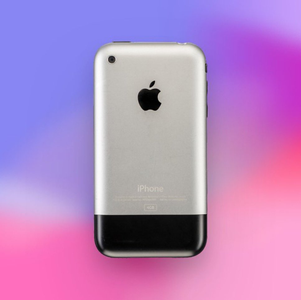 egorka's tweet photo. Happy 18th birthday to the iPhone! On June 29, 2007, Apple released the first iPhone. 

What was your first iPhone? https://t.co/DSKJTKge6P