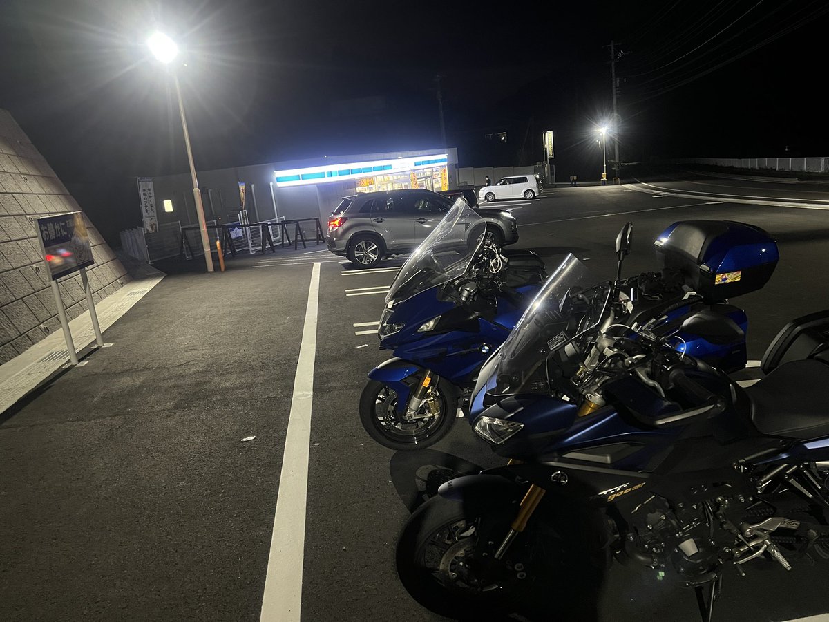 fbg_wh's tweet photo. 泊まりがけでビーナスラインツーリングして道志通ったりしつつ無事帰宅しました🐸
久しぶりにバイク乗ったけど楽しかったです！ https://t.co/zYoW0JkVQI