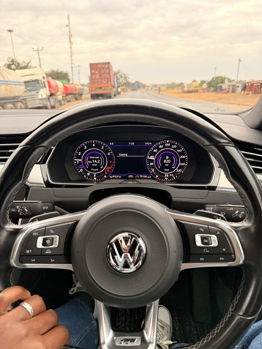 MelMulanda's tweet photo. Machine is a cruiser! So impressed! How can a VW beat an Audi in almost everything 🙆🏾‍♂️ https://t.co/7QjoyhF2t7