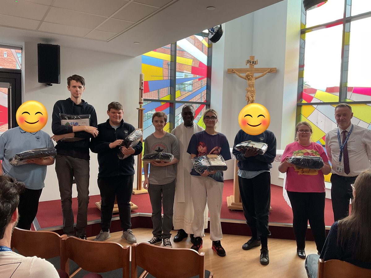 MrsGarfin@StJohnVianneysc (@garfinmrs) on Twitter photo We had a very packed Chapel with lots of parents/carers <a href="/StJohnVianneySc/">St John Vianney School</a> for our leavers service. Father Nick led our spiritual celebration of our students time with us. Some had been with us for 11 years! They were all presented with leavers gifts including our school prayer 🙏 We had a very packed Chapel with lots of parents/carers <a href="/StJohnVianneySc/">St John Vianney School</a> for our leavers service. Father Nick led our spiritual celebration of our students time with us. Some had been with us for 11 years! They were all presented with leavers gifts including our school prayer 🙏