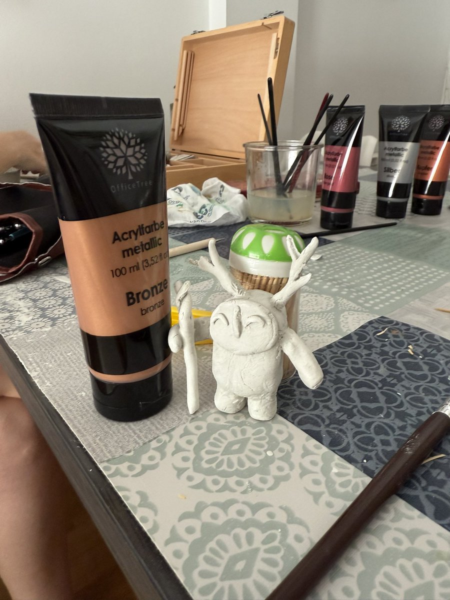 I made these with CSS.