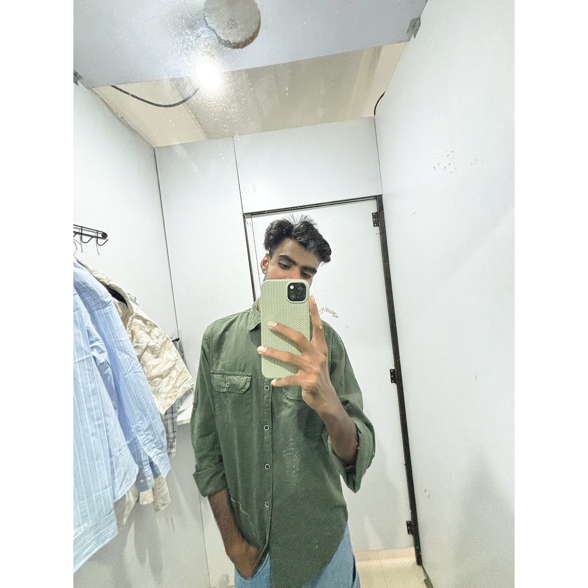 hashtag_Arbind's tweet photo. Just here for the happy moments:)- https://t.co/TkFfUFGTcO