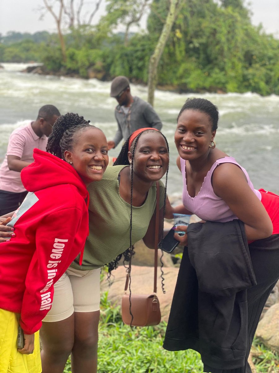 rotaractkololo's tweet photo. The Warriors are back from the magical year finale trip! ✨🔥

From endless laughs to unforgettable shots (iykyk 😉), it was the perfect way to bond and gear up for the new Rotary year. 💛

Cheers to great friendships, powerful memories, and an even more amazing year ahead. 🥂 https://t.co/nXcKo25tkk