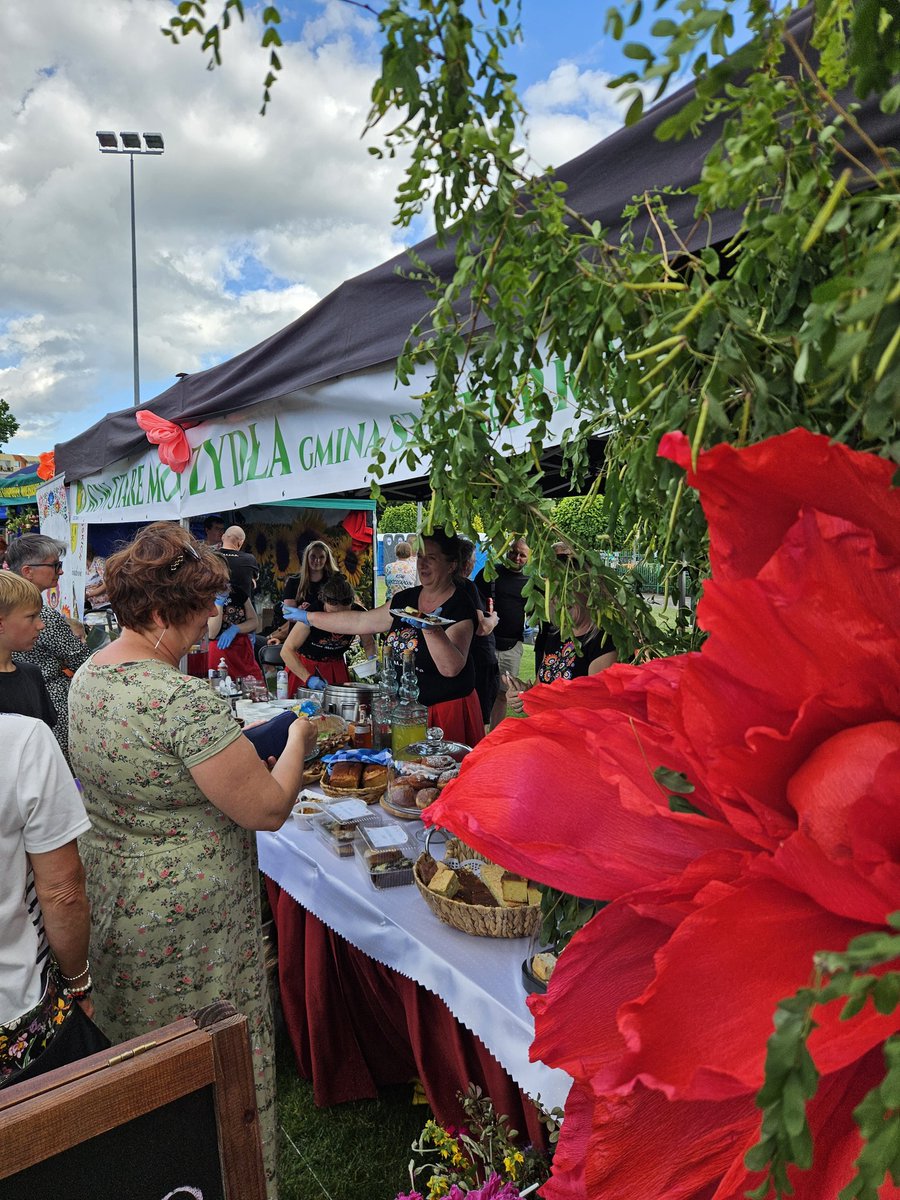 SKMLMotorowcy's tweet photo. Dzisiaj z @MotorLublin gościmy na Festiwalu Barwy Lata w Kraśniku. Wpadajcie do nas 🌞 https://t.co/SApdZhVCuX