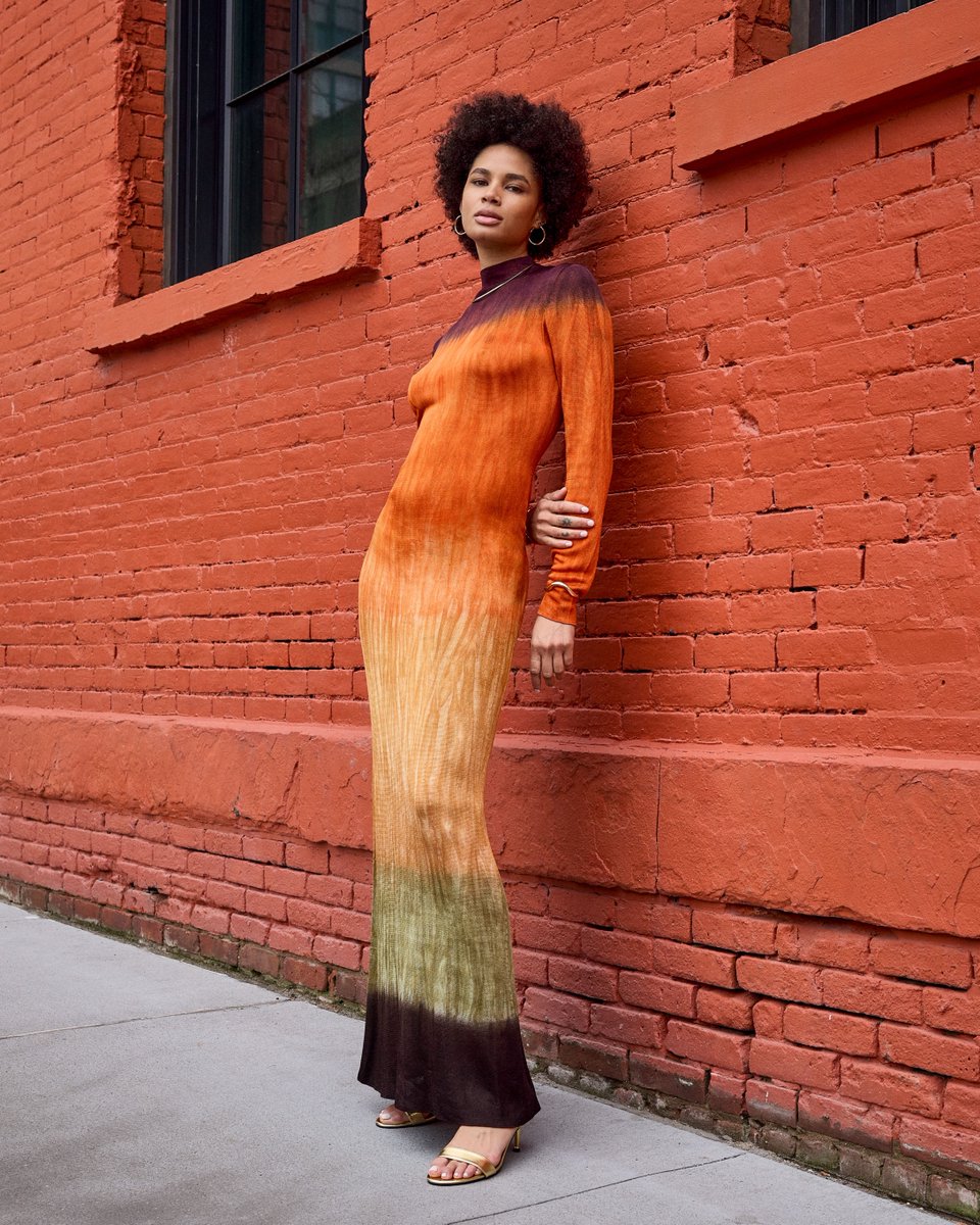 Add a little gold in your step, the Reina Ankle Strap Sandals bring the shine. Available now!