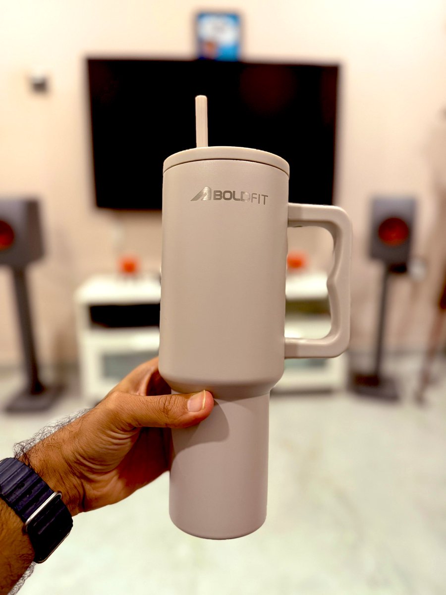 This wasn’t just a points &amp; miles meetup.
It was stories, laughter, chaos, &amp; the joy of meeting people who get it.

Flight Mode BLR was our first &amp; grateful to everyone who showed up &amp; made it memorable!

The goody is already aiding my hydration game! 😎 

#FlightModeBLR ✈️