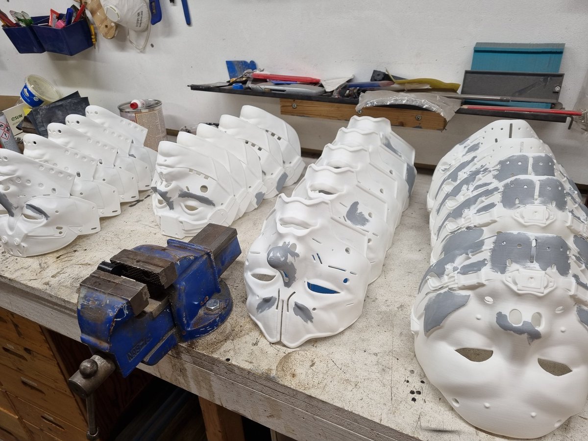 Diio_3dprints's tweet photo. Mask workshop today
#3dprinting #Denofwolves https://t.co/s344kiyzoz