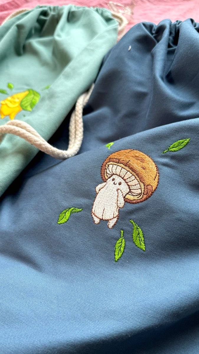 andthegrunlings's tweet image. And another adorable embroidered product: colorful gym bags - fair trade and organic. Which one would be your companion? Check out more options online :) #art #embroidery #gymbag #cuteart #cuteembroidery #fairtrade