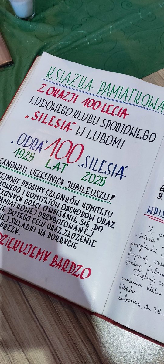 Zbyszko666's tweet photo. Obchody 100-lecia Silesia Lubomia. Mecz pomiędzy Silesia Lubomia vs Gwiazdy prezesa Mariusza Pawełka. Są bracia Brożek, Woś, Malinowski, Głowacki, Dudek Dariusz , Robak. #lubomia #mecz #slask #silesia #obchody #Pawełek #100lecie #obchody #urodziny #weekend https://t.co/mDqazNINwg