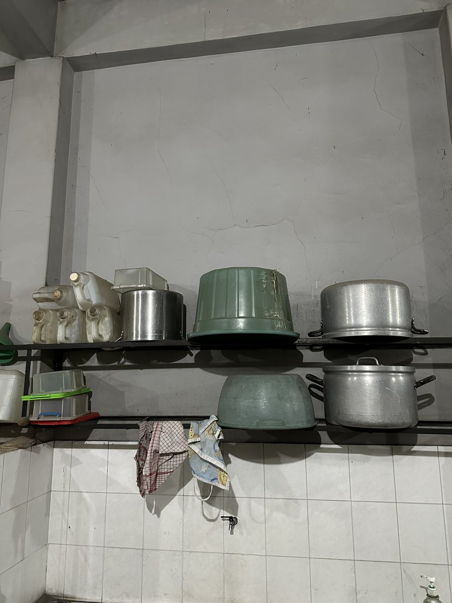emaadelaide's tweet photo. Hi guyss kalo aku jualin murah aja barang2 bekas produksi mie, dan kursi / meja bekas restoran gitu ada yg mau kah?

Tapi kalo bisa ambil sendiri yaa, dom tangerang kota. 

Yang minat boleh dm aja yaa untuk diskusi, lagi mau kosongin rumah https://t.co/eV2mRsS2GB