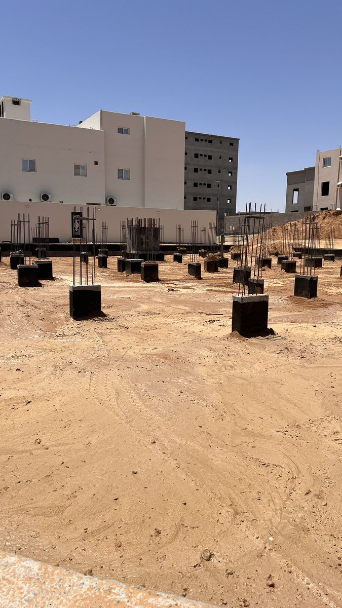 3gar_tabuk's tweet photo. مشروع #فيلا سكنية
#تبوك - حي #المصيف 3 
رقم القطعة 976
#عقارات 
تنفيذ - مؤسسةً جناح تبوك للمقاولات العامة
مصنف ومعتمد من وزارة الشؤون البلدية والقروية والإسكان
عيسى الفيفي - 0599279887 https://t.co/1ZwdFJ9UEx