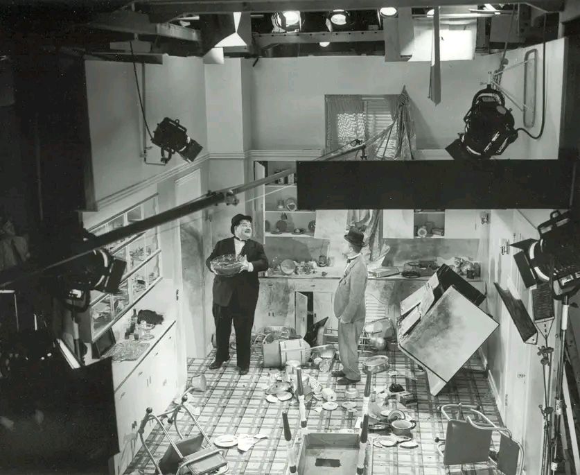 Laurel & Hardy News (@laurelhardynews) on Twitter photo Behind the scenes of Block-Heads...
#LaurelAndHardy
#StanAndOllie
#StanLaurel
#OliverHardy
<a href="/ArthurStanleyJ/">Arthur Stanley Laurel Jefferson</a>
<a href="/ONorvellHardy/">Oliver Norvell Hardy</a> Behind the scenes of Block-Heads...
#LaurelAndHardy
#StanAndOllie
#StanLaurel
#OliverHardy
<a href="/ArthurStanleyJ/">Arthur Stanley Laurel Jefferson</a>
<a href="/ONorvellHardy/">Oliver Norvell Hardy</a>