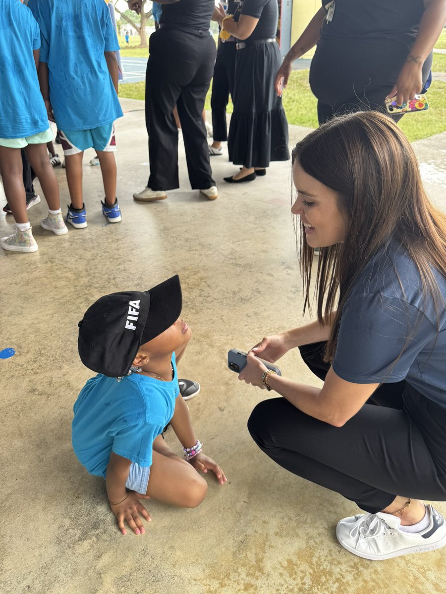 Emilio García Silvero (@garciasilvero) on Twitter photo This social initiative by FIFA, in collaboration with <a href="/AchieveMiami/">Achieve Miami</a>, is another example of our commitment to the community.
Thanks to the FIFA World Football Remission Fund, this project is becoming a reality.
Gracias <a href="/mauriciomacri/">Mauricio Macri</a> for believing in it.
inside.fifa.com/organisation/n… This social initiative by FIFA, in collaboration with <a href="/AchieveMiami/">Achieve Miami</a>, is another example of our commitment to the community.
Thanks to the FIFA World Football Remission Fund, this project is becoming a reality.
Gracias <a href="/mauriciomacri/">Mauricio Macri</a> for believing in it.
inside.fifa.com/organisation/n…