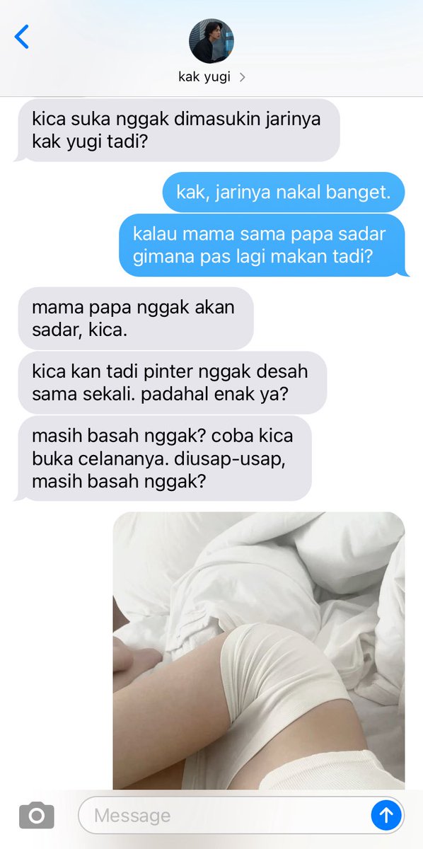 kisserkook's tweet photo. 7. a. dirty talk. 18+ https://t.co/RHVDLKCU6b