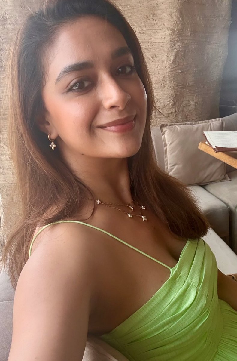 Keerthy Suresh : Mole 👀🥵