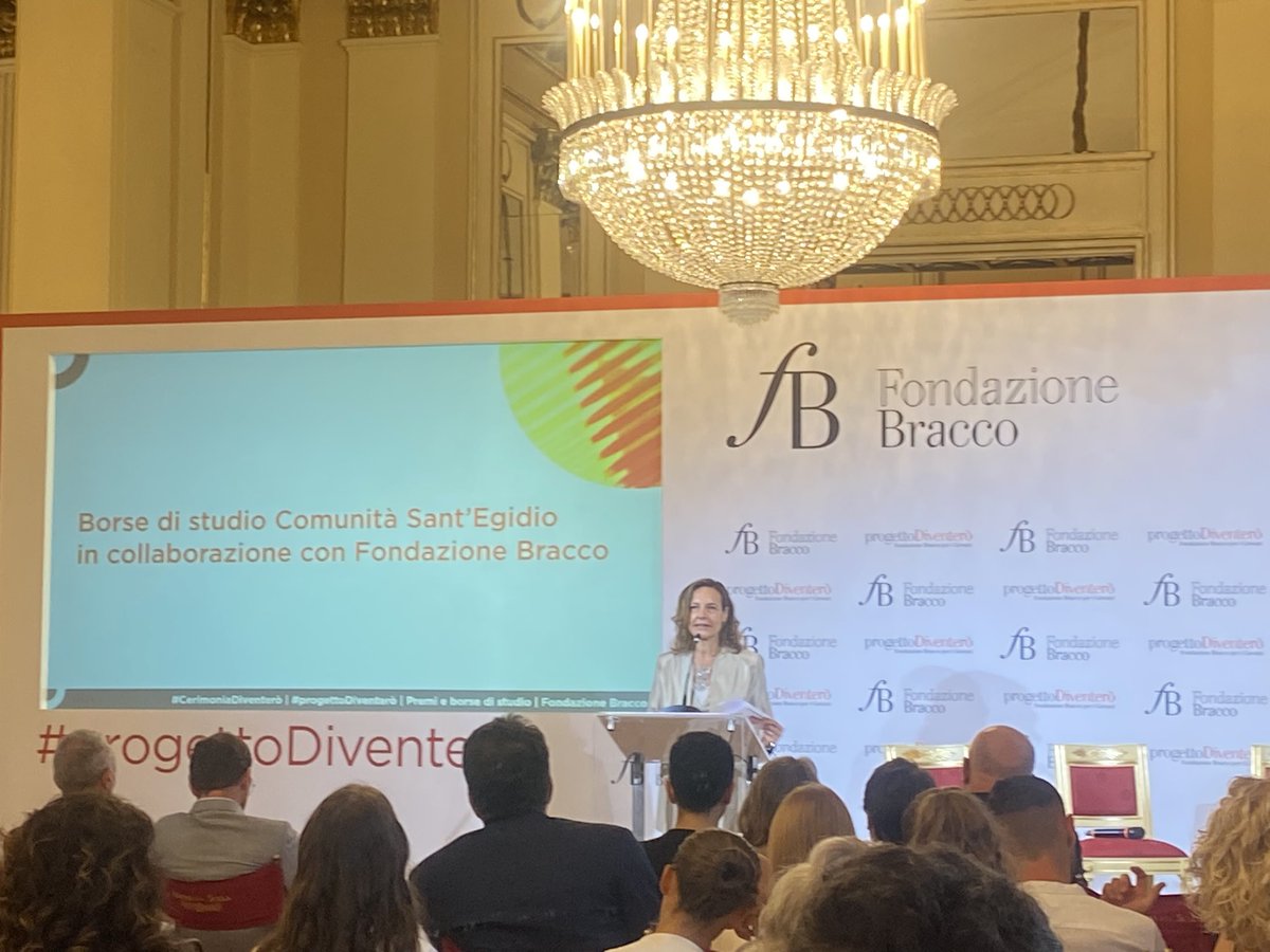 PastaStefano's tweet photo. ‘Da 57 anni @santegidionews dice a gran voce VIVA LA SCUOLA! A #Milano ha significato aiutare i bambini #rom delle baracche ad andare a scuola. Dopo anni oggi ragazze e ragazzi rom stanno sostenendo la #maturità. Grazie a @FondBracco per averci sostenuto con le borse di studio’ https://t.co/EWF4eKhgaR