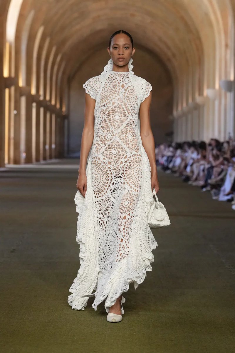 LaModeUnknown's tweet photo. The crocheted and sheer looks of ✨Jacquemus✨ 'Le Paysan' collection.🪡 https://t.co/V0RSwNilC4