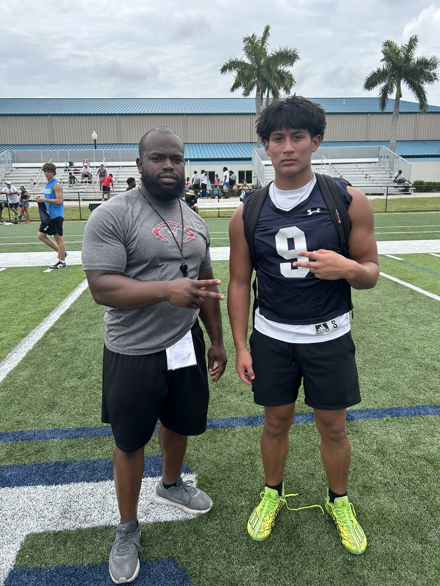 Kevin Cisneros (@kevin7cisneros) on Twitter photo Had a great day at STU camp and got to learn from coaches and help get better <a href="/Coach_Marlow6/">Jairus Marlow</a> <a href="/STU_Football/">STU Football</a> Had a great day at STU camp and got to learn from coaches and help get better <a href="/Coach_Marlow6/">Jairus Marlow</a> <a href="/STU_Football/">STU Football</a>