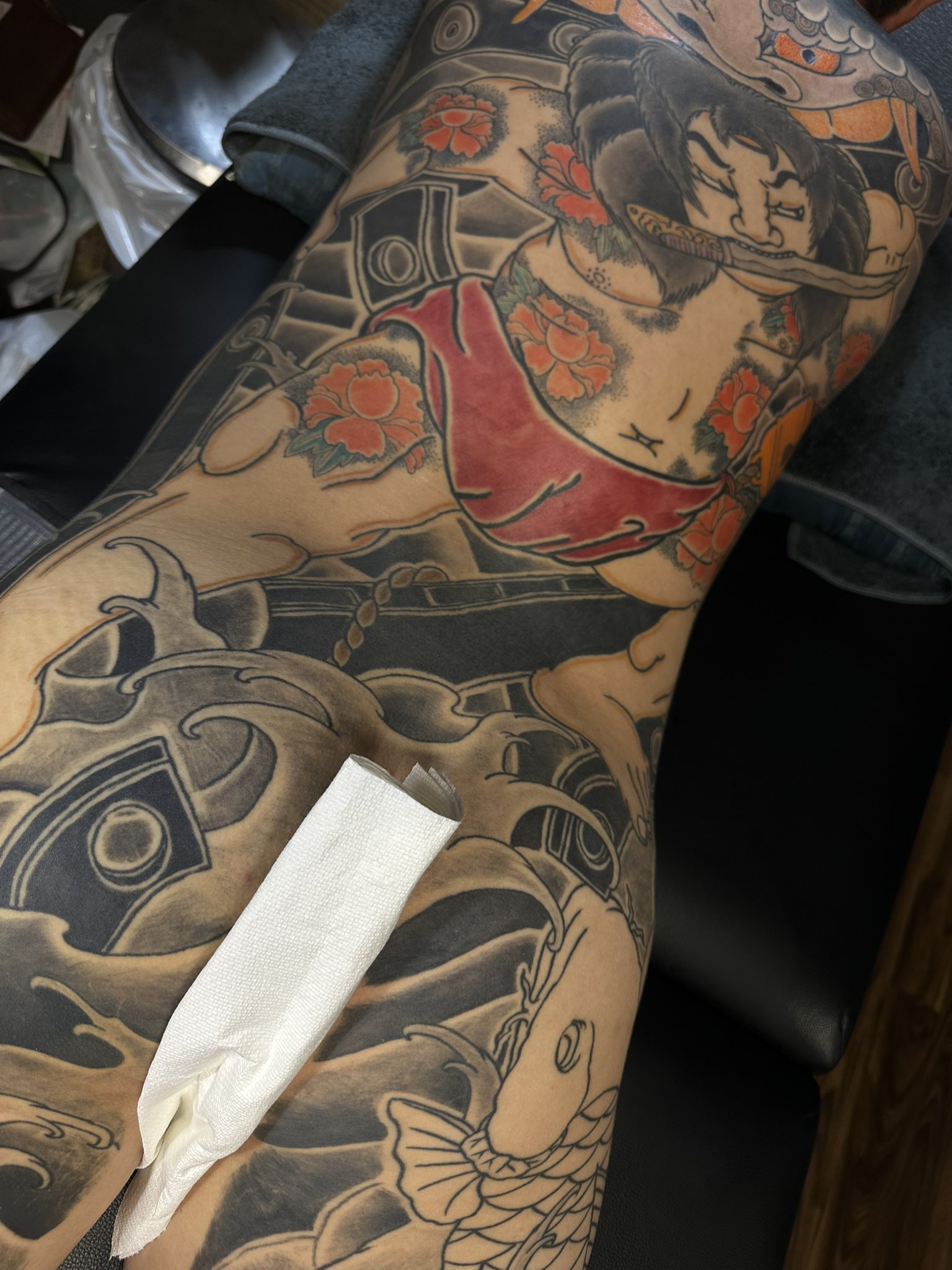 都内で 2FACE  X: on STUDIO TATTOO 絵画