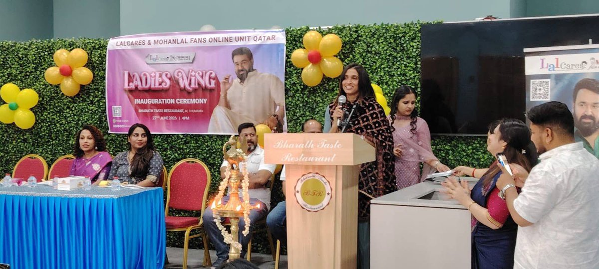 lalcaresqatar's tweet photo. മലയാളത്തിന്റെ അഭിമാനം പത്മഭൂഷൺ ശ്രീ. മോഹൻലാലിന്റെ ഖത്തറിലെ ഔദ്യോഗിക ആരാധക സംഘടനയായ @lalcaresqatar വനിതാ ശാക്തീകരണത്തിന് വൻ പ്രാധാന്യം നല്കികൊണ്ട് വനിതകൾക്കായി പ്രത്യേകമായി ഒരു കൂട്ടായ്മ രൂപീകരിച്ചു
#LadiesWing #Mohanlal @MohanlalMFC @itsmeStAbhi @_MohanlalU https://t.co/IQQ8uyZFFR