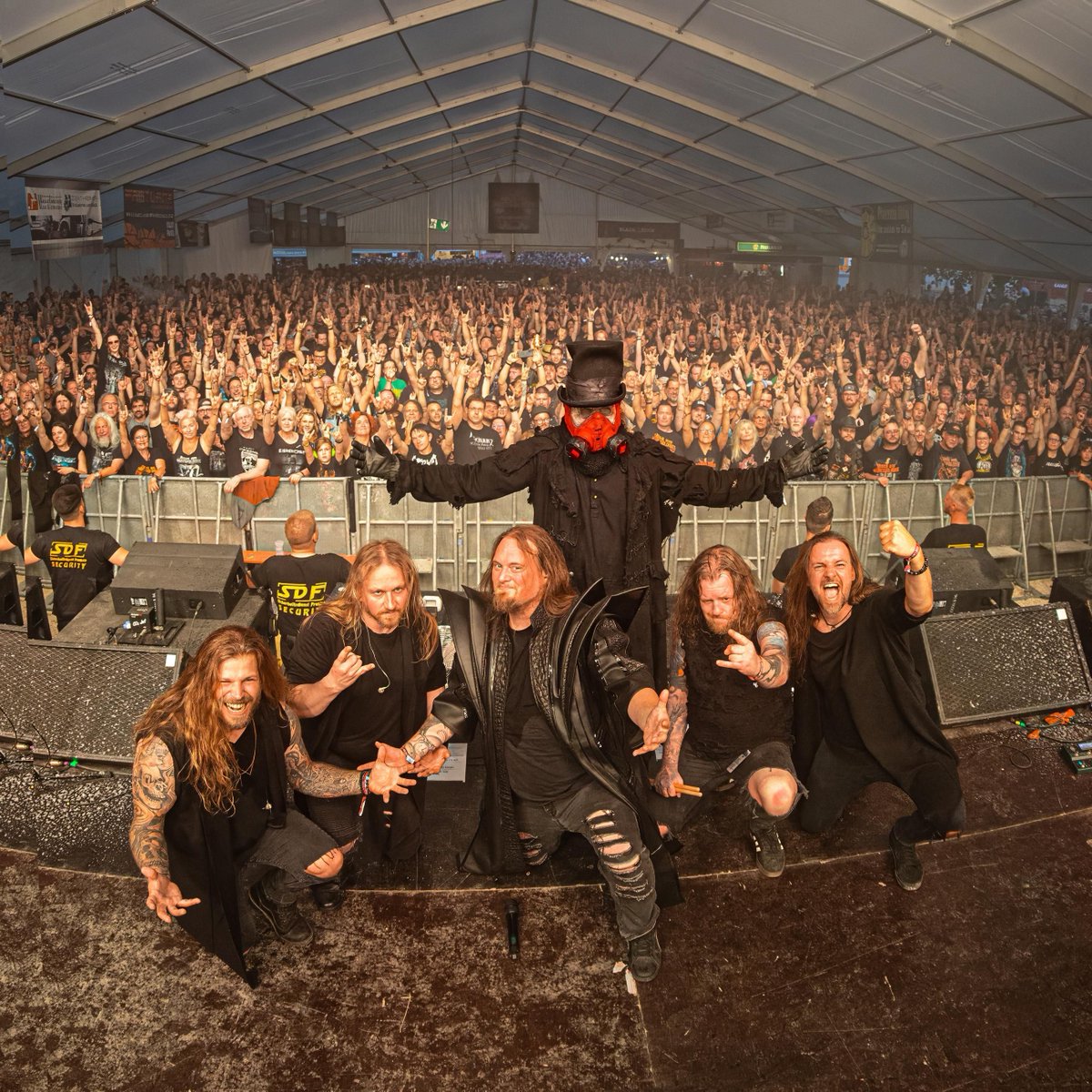 HEISS war’s. LAUT war’s. SCHÖN war’s. 🔥
Danke, ROCK AM HÄRTSFELDSEE – ihr wart ein großartiges Publikum!
Wir kommen definitiv wieder. 💥

#ORDENOGAN #RockAmHärtsfeldsee #MetalFestival #MidalidareRock #PowerMetal #TheOrderofBeer