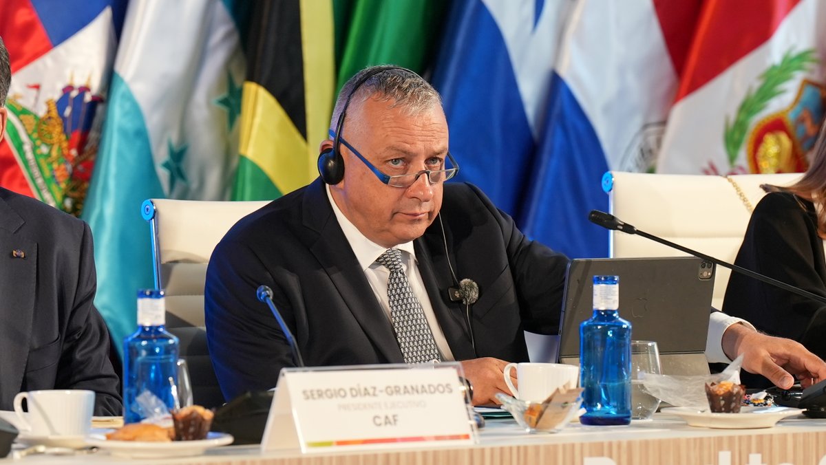 “Estamos dedicados al sistema multilateral, y la alianza entre Europa y América Latina y el Caribe tiene un papel muy positivo. Somos aliados naturales y estables a largo plazo. Progreso social, económico y ambiental deben ir de la mano. La UE ve a la región como a un aliado por