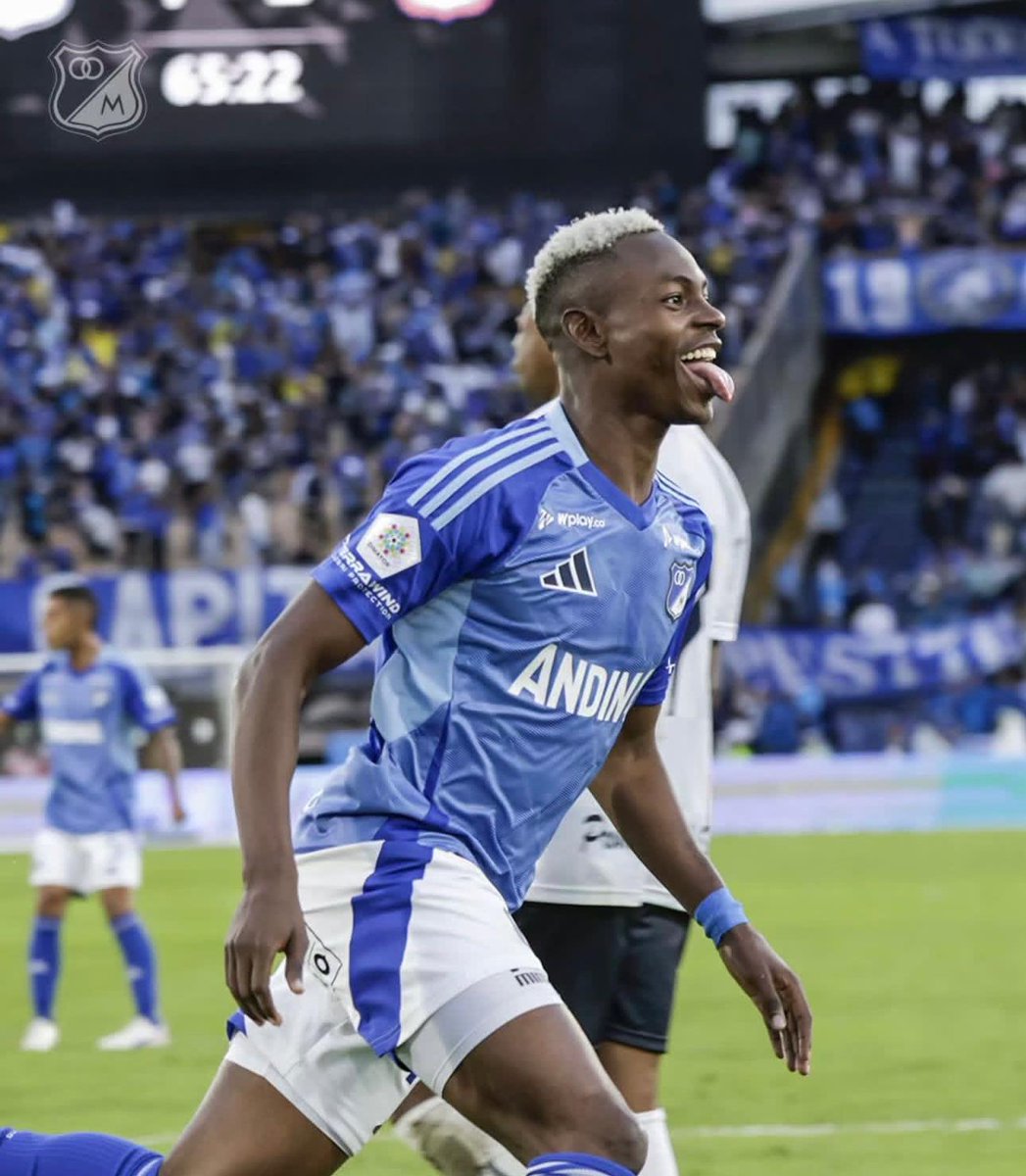 Mariano Olsen (@olsendeportes) on Twitter photo ANTICIPO
<a href="/MillosFCoficial/">Millonarios FC</a> llegó a un principio de acuerdo para la continuidad de KEVIN PALACIOS (25), ejecutando la opción de compra a <a href="/FortalezaCEIF/">Fortaleza CEIF</a>.
El extremo se presentaria el 2 de julio para firmar contrato por 3 años.
Sus números con el embajador son: 29 partidos y 7 goles ANTICIPO
<a href="/MillosFCoficial/">Millonarios FC</a> llegó a un principio de acuerdo para la continuidad de KEVIN PALACIOS (25), ejecutando la opción de compra a <a href="/FortalezaCEIF/">Fortaleza CEIF</a>.
El extremo se presentaria el 2 de julio para firmar contrato por 3 años.
Sus números con el embajador son: 29 partidos y 7 goles