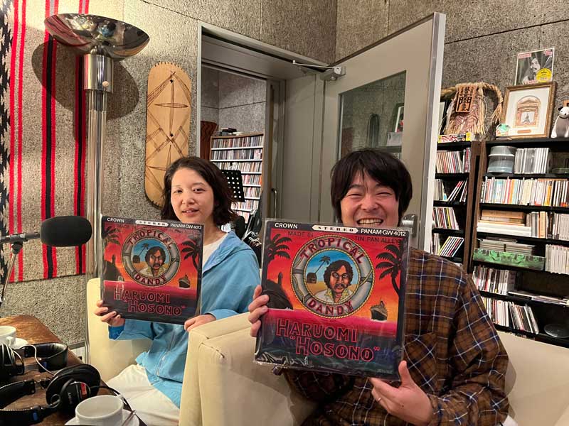_okadatakashi's tweet image. デイジーホリデーのプレイリストを更新。先週に引き続き、角張渉さんと中野由佳さんをお招きしての『トロピカル・ダンディー』特集。影響を受けたニューオリンズやエキゾチックサウンドの話、ジャケットの話、楽曲の背景などを語ります
daisy-holiday.sblo.jp/article/191400…
#daisyholiday
radiko.jp/share/?sid=INT…