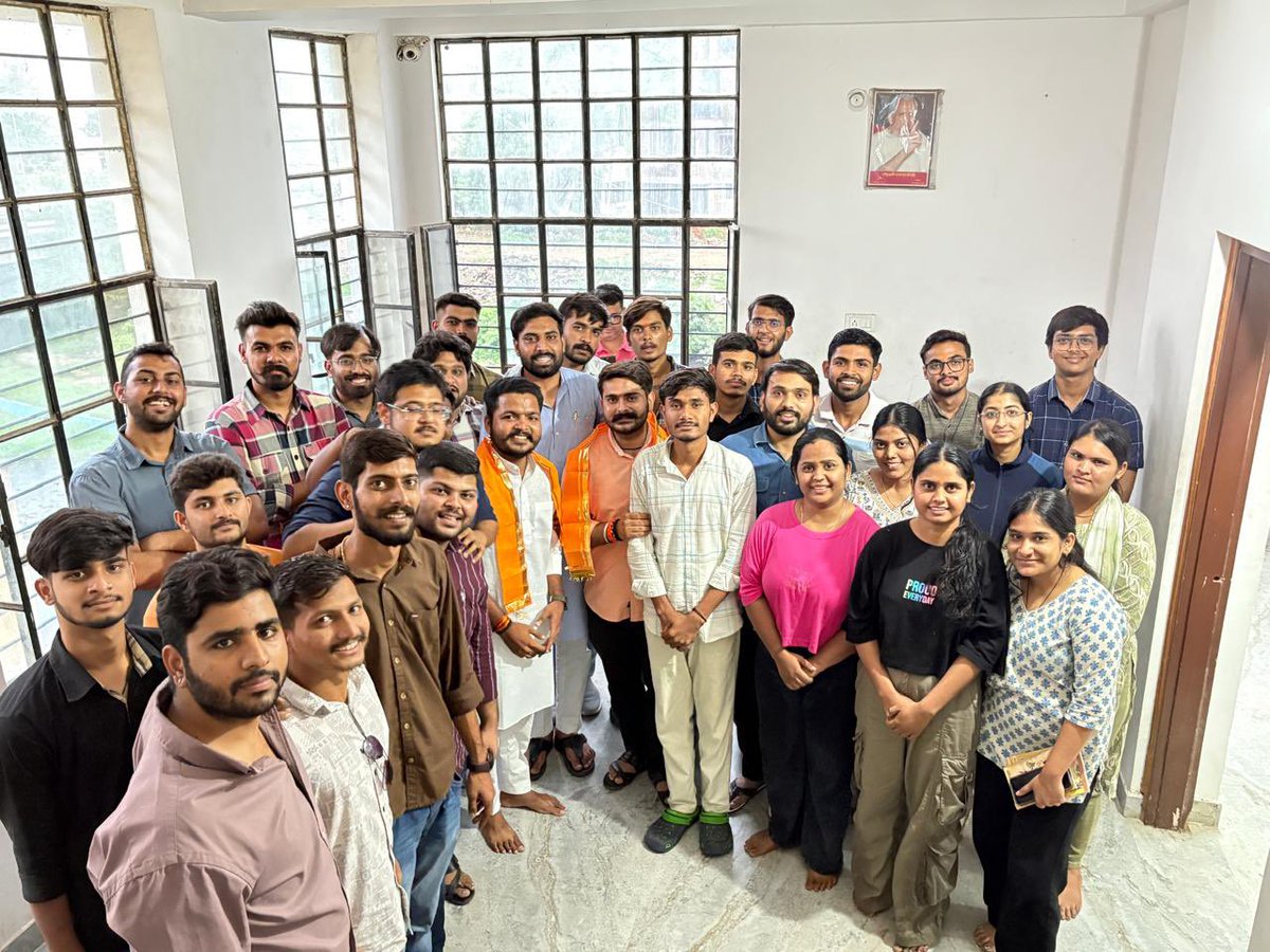 ABVP_Udaipur's tweet photo. अखिल भारतीय विद्यार्थी परिषद उदयपुर महानगर की आगामी कार्यक्रम,योजनाओं को लेकर मासिक बैठक की गई,जिसमें प्रांत संगठन मंत्री वीरेंद्र सिंह जी का प्रवास रहा।
#ABVPUDAIPUR https://t.co/CyyppxCDwi