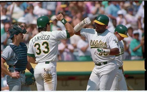 JoseCanseco's tweet image. Dave Parker it was my honor playing with you funniest and nicest man I've ever met you will be missed the guy