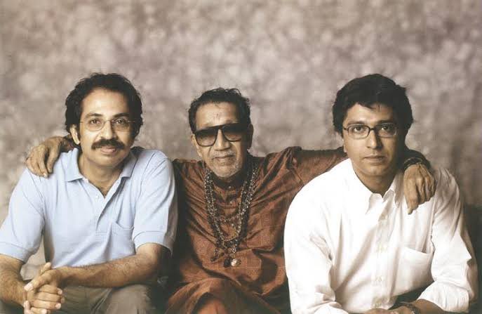 #मराठी वाचवलीत,
आता वेळ आली आहे ती #मुंबई वाचवायची. ✌🏻🚩
<a href="/uddhavthackeray/">Uddhav Thackeray</a> 
<a href="/RajThackeray/">Raj Thackeray</a>