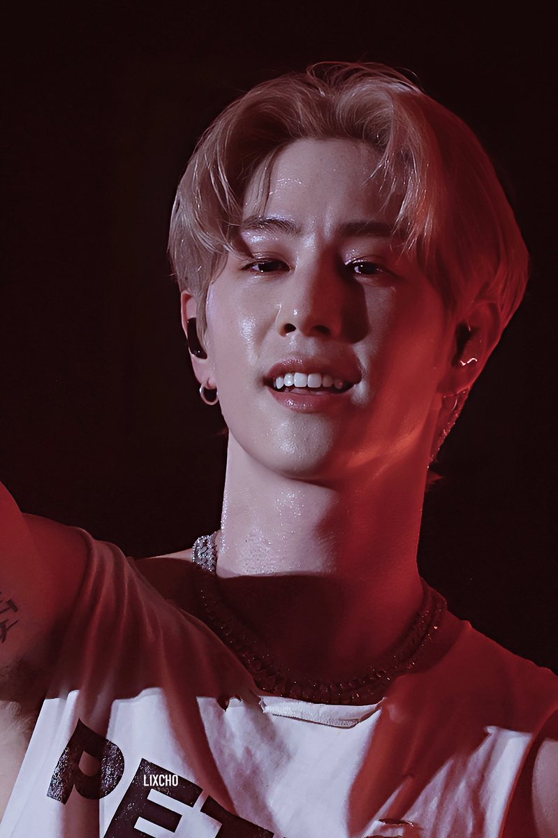 lixcho_'s tweet photo. 250629 MARK TUAN AT BAZAAR GALA SHANGHAI
 -
SoHot🔥💦 @marktuan 
-      

#MarkTuanxBazaarGala 
#MarkTuan #段宜恩 https://t.co/QG1c2pxaH1