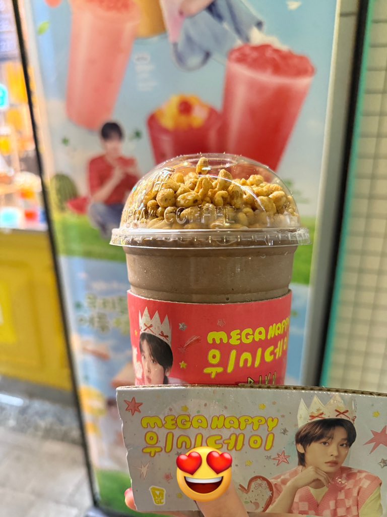 OnlyYursi's tweet photo. #메가MGC커피
#MEGA_HAPPY_RIKU_DAY
@mega_mgc_coffee

리쿠야 생일 축하해 💕
메가 커피와 함께 하는 리쿠의 생일 파티 💕 https://t.co/X9QLbVNfP8