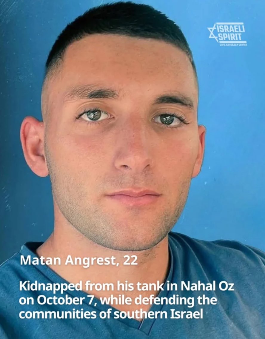 Lioness לביאה 🎗️💙✨🦁🌺 tweet media