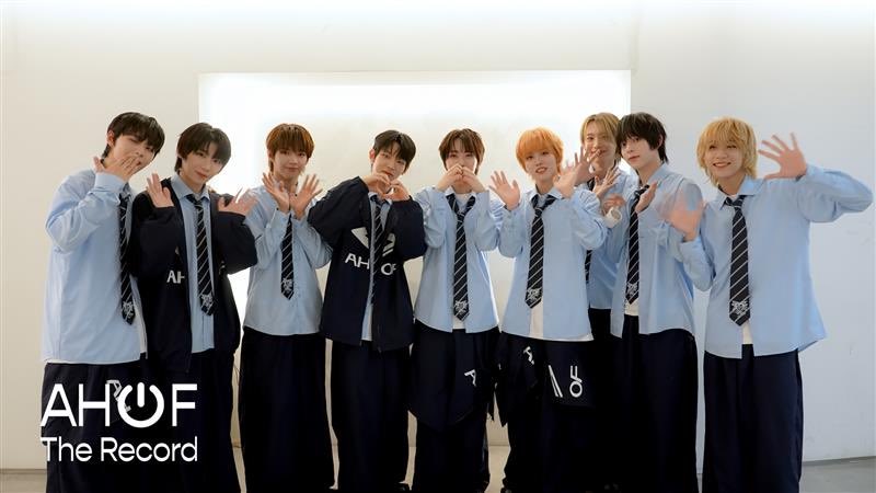 AHOF_official's tweet image. [🎬] 두근두근 아홉이들의 첫 무대 🥰 | MyK FESTA Behind | AHOF The Record EP.03

🖇 youtu.be/559vz1q1GcM

#AHOF #아홉