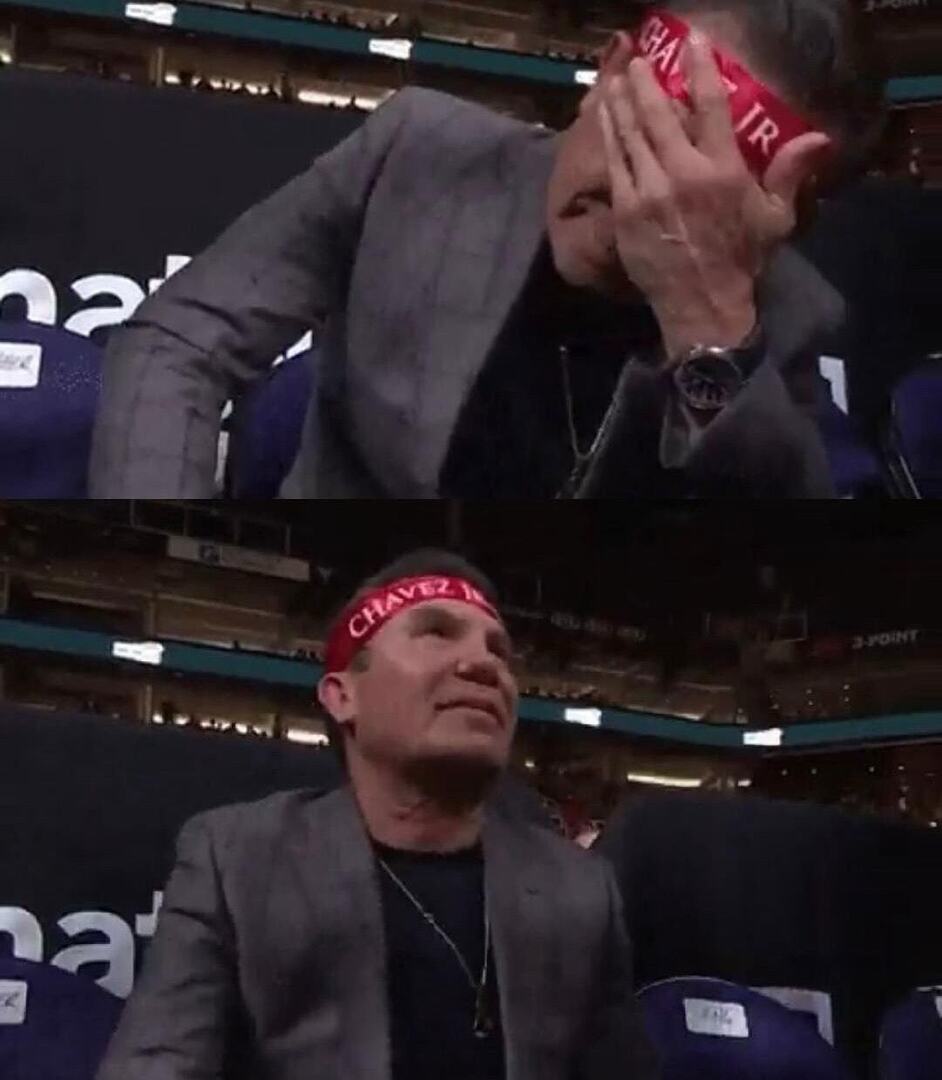 JaimeSaaa's tweet photo. @jakepaul no quiere boxear, quiere comprar coreografías. Pagó a #Tyson y a Chávez Jr. para que lo miraran mientras tiraba golpes al aire. Que haga un sparring con Chávez papá, a ver si le alcanza el show para no besar la lona. https://t.co/d4KBNvDmhR