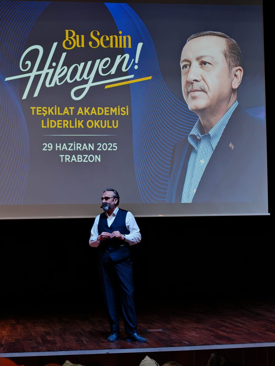 Genel Merkez Ar-GE ve Eğitim Başkanlığımızca düzenlenen Teşkilat Akademisi Liderlik Okulunun 4. oturumu “Motivasyon” başlığıyla Senai DEMİRCİ ile devam ediyor.

#BuSeninHikayen

<a href="/genelmerkezarge/">AK Parti AR-GE ve Eğitim Başkanlığı</a>
<a href="/abuyukgumus/">Ahmet Büyükgümüş</a>
<a href="/drsezginmumcu/">Dr. Sezgin Mumcu</a>
<a href="/senaidemirci/">senaidemirci</a>