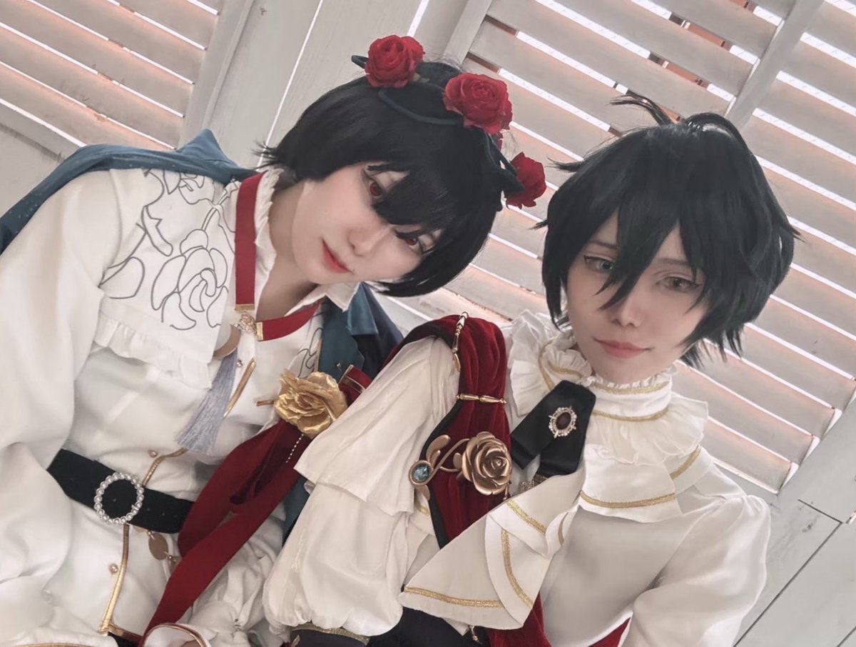 kinakomoti_118's tweet photo. cos 
enst 影片みか/朔間凛月

                        同室組𓂃◌𓈒𓐍 https://t.co/f8GDLiTAfe