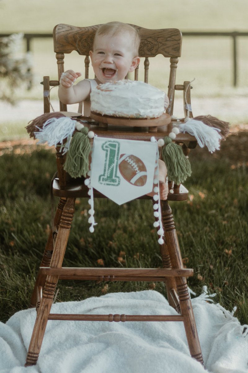 CoachNOsborne's tweet image. Happy 1st Birthday Bennett!! Being your Dad has been the greatest blessing!!