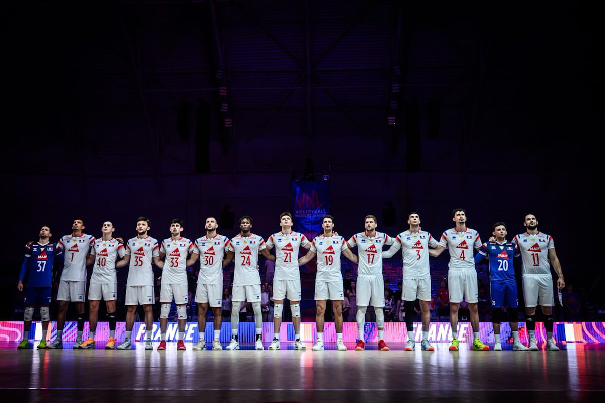 YavbouPH's tweet photo. #VNL2025 STARTERS 🆚 Turkiye
OH: Clevenot, Pothron
MB: Magnin, Huetz
OP: Faure
ST: Brizard
Let’s get this win!
#AllezLesBleus #Yavbou 💙🤍❤️
📸: volleyballworld https://t.co/aqPQPJrwmz