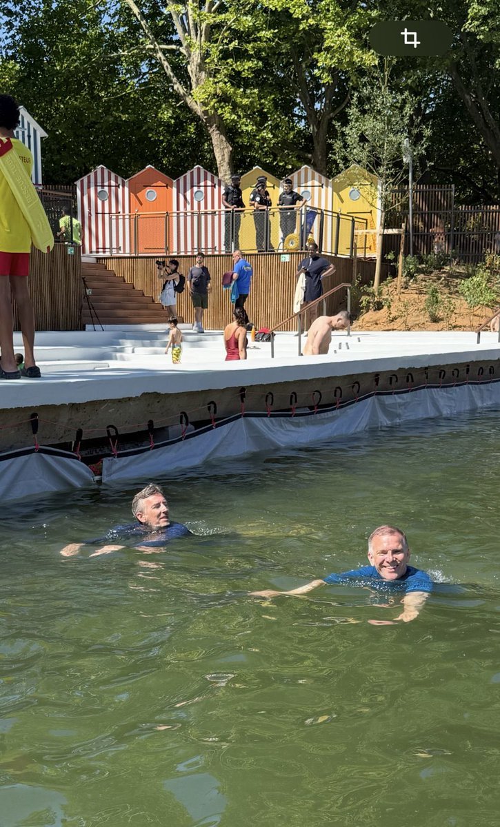 Prefet94's tweet photo. ✅Drapeau vert ce matin à Maisons Alfort : la baignade dans la Marne est possible sur le site aménagé ! 

L’héritage des Jeux olympiques devient réalité grâce au travail collectif de l’Etat, des collectivités, et de tous les acteurs de l’assainissement en Ile de France. 

Etienne Stoskopf préfet du Val de Marne, et Olivier Capitanio  président de Paris Est Marne Bois, se sont jetés à l’eau pour l’occasion. 

4 sites de baignade sont prévus cet été en Marne : Maisons-Alfort, Joinville, St Maur et Champigny. 💧