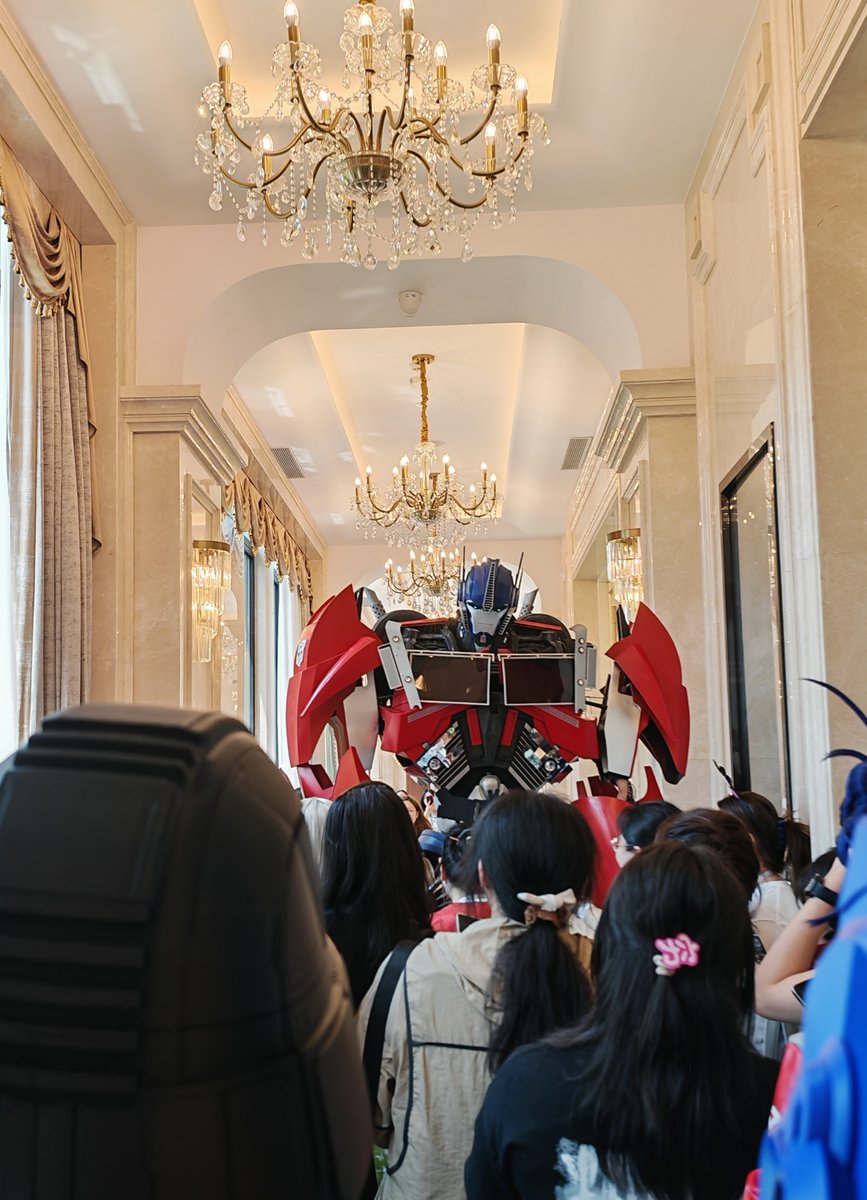 Bluezooms's tweet image. #megop #Transformers #MOP  
The wedding.
I have no words just ...so wonderful， this will ternal in memory.