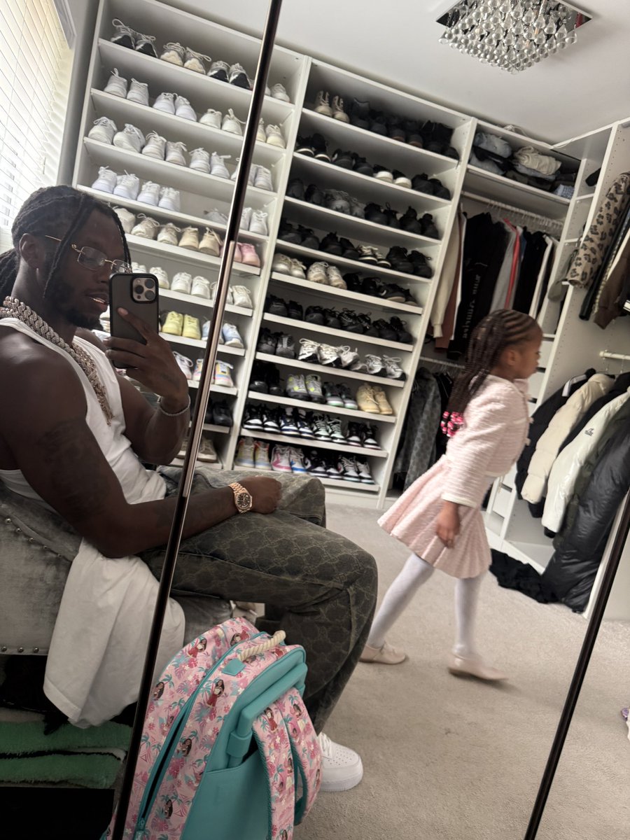 kreptplaydirty's tweet photo. Its bigger than me @NalasBaby ⭐️ https://t.co/SwNtEAQWH8