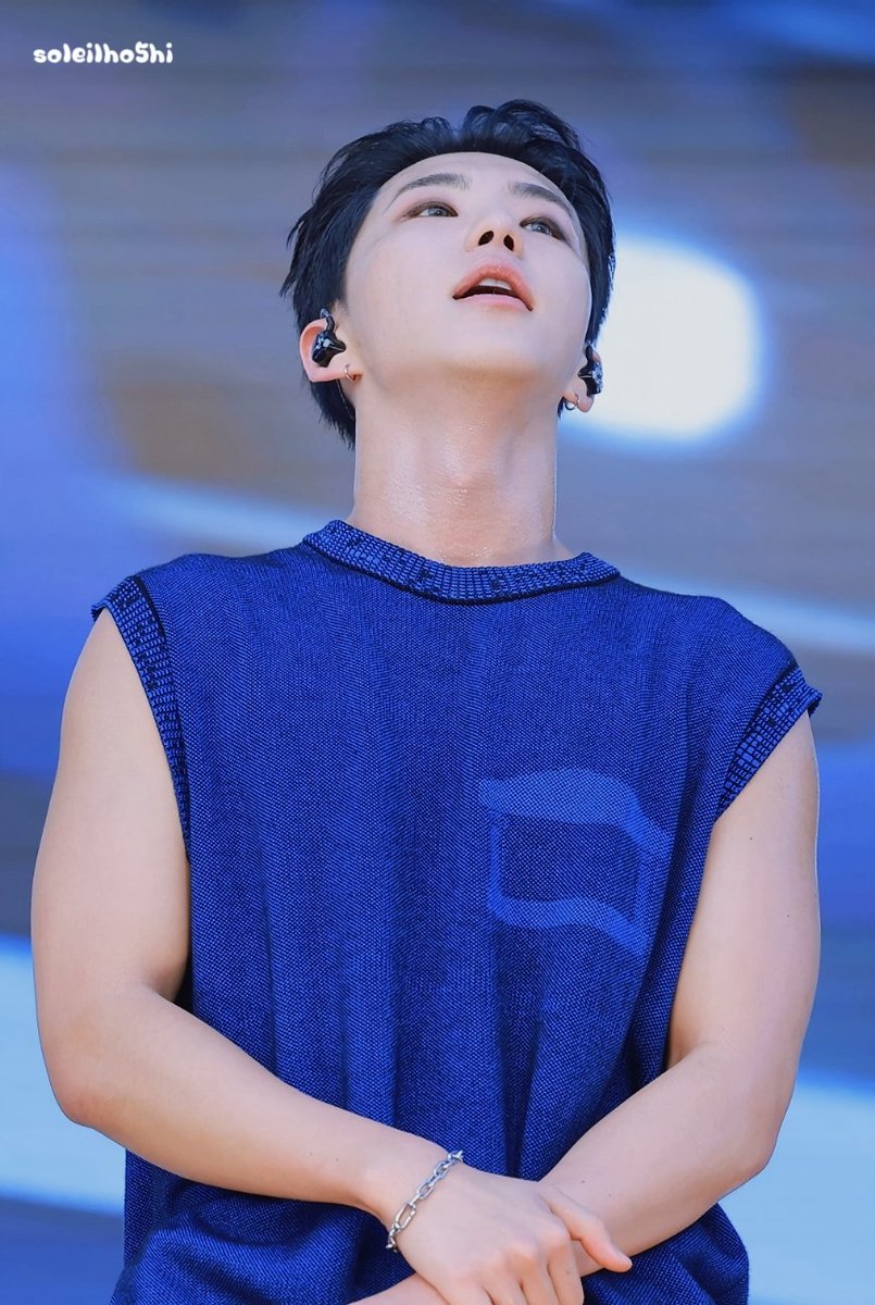 Hasya (@tigerkhs) on Twitter photo 