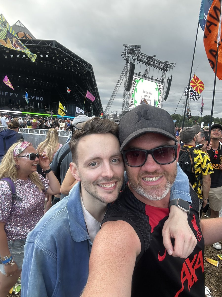 Jonnywilstrop's tweet photo. Great meeting the @RadioX team this weekend out and about with my Absolutely Flagtastic flag! @domisatwit @JamesRobinson @chrisjlongman @Pipskin @tobytarrant #radioxflags https://t.co/1p3803uCpj
