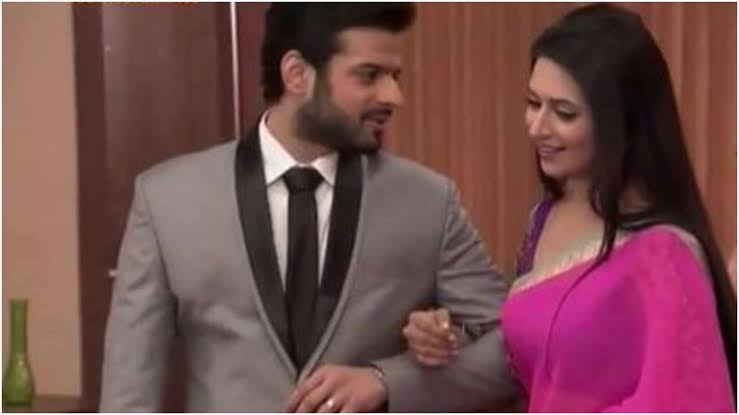 iHrithikholics2's tweet photo. Preesha -Rudra  or Ishita or Raman 
#AbrarQazi #SargunKaurLuthra  #KaranPatel #DivyankaTripathi https://t.co/Lnuwqgv38Y
