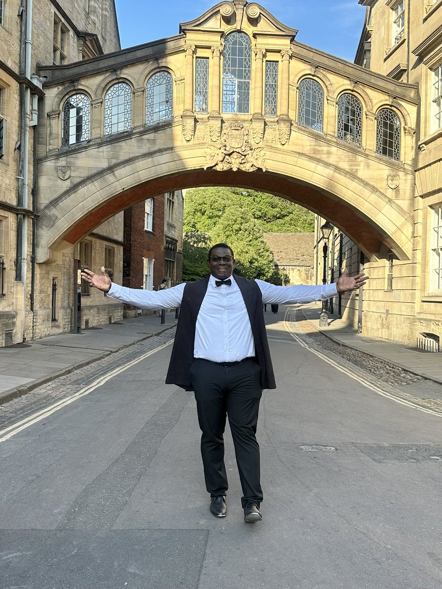 ayomohfi's tweet photo. I am delighted to share that I recently defended my doctoral thesis and passed with minor corrections at the @UniofOxford.
I’m grateful to @commschols for funding my doctoral studies.
#Taskshifting #PHC #maternalhealth
@OxPrimaryCare @greentempleton
https://t.co/lVWurA7Nj8 https://t.co/iy27LklHOQ